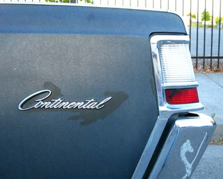 Illustration for article titled 1969 Lincoln Continental